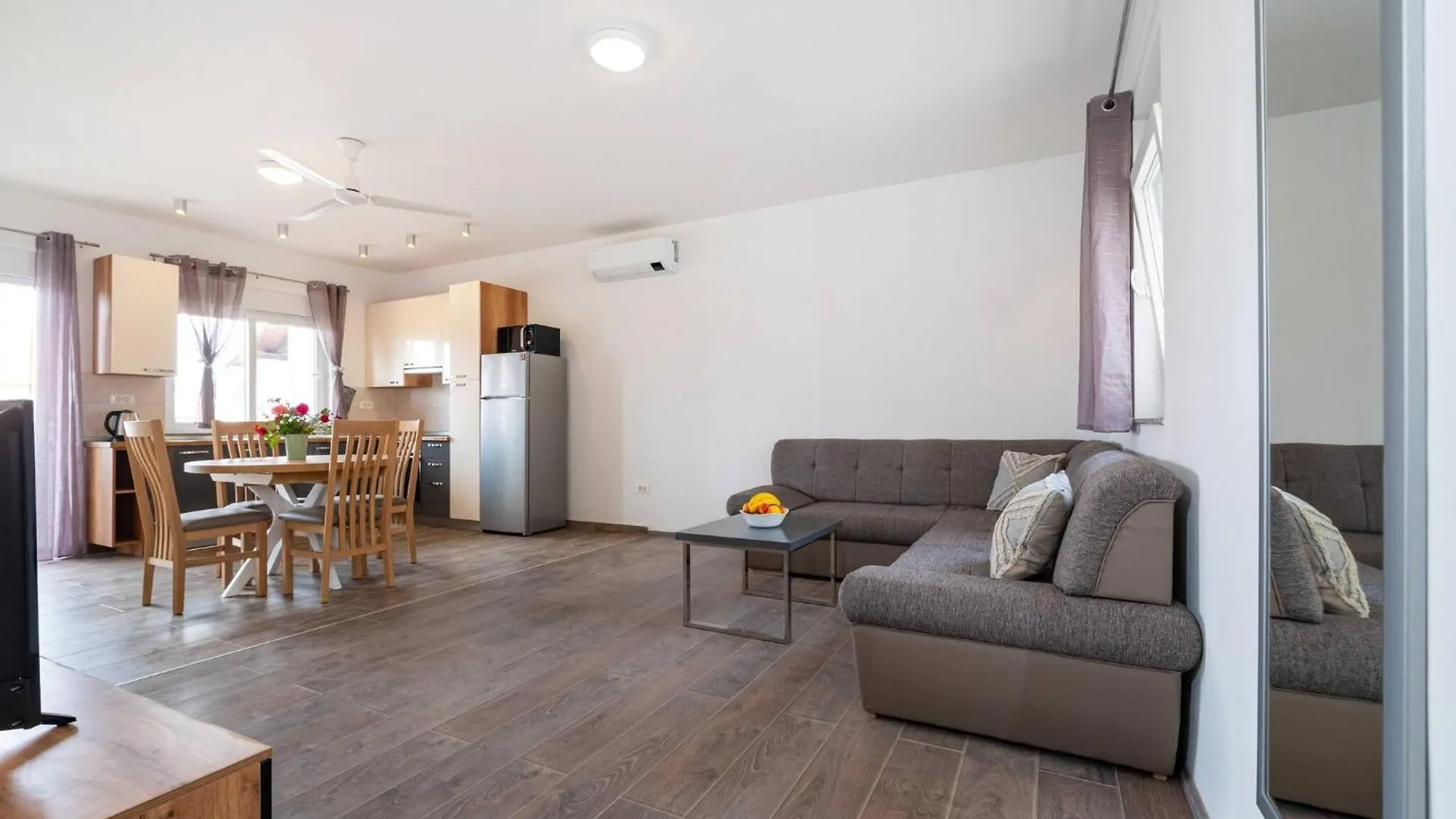 My Dalmatia - Apartment Blagdan Two With Private Parking Zadar