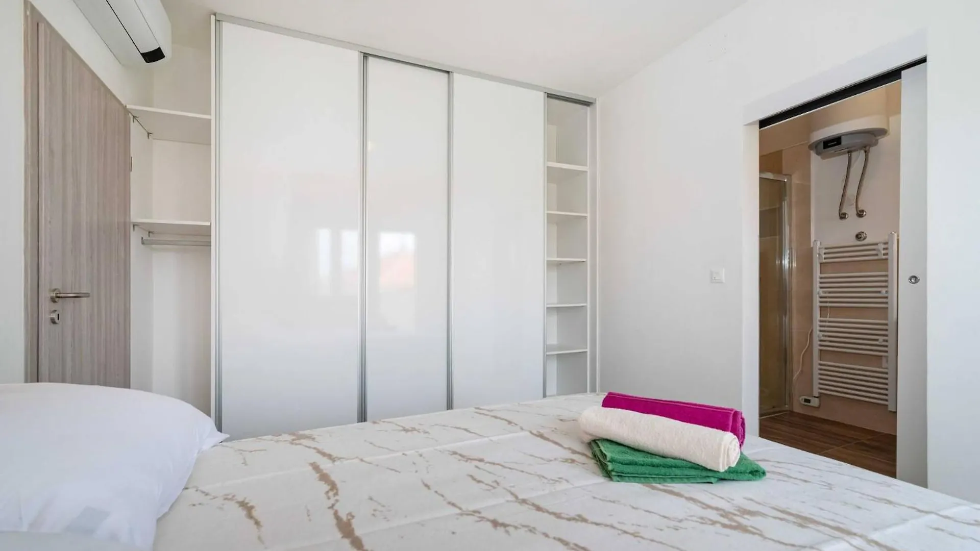 My Dalmatia - Apartment Blagdan Two With Private Parking Zadar Croatia