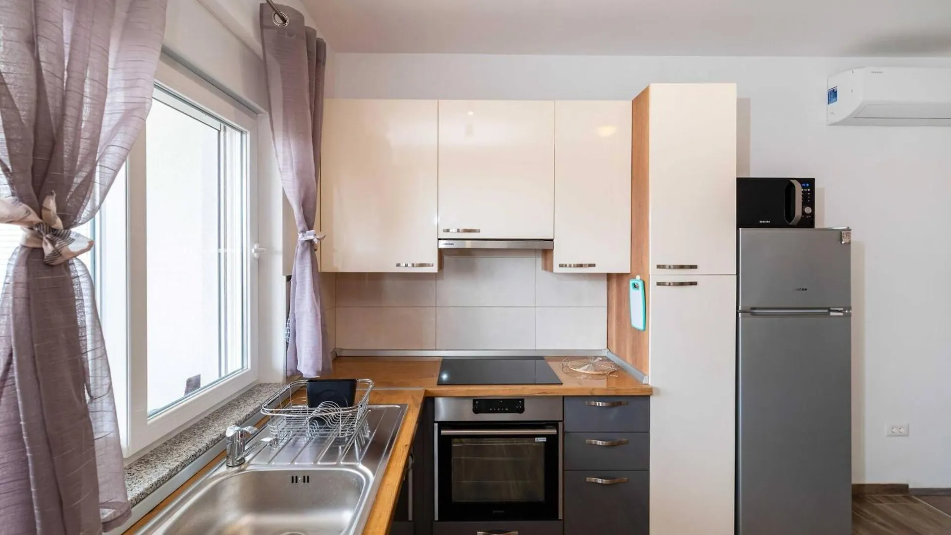 My Dalmatia - Apartment Blagdan Two With Private Parking Zadar 0*,